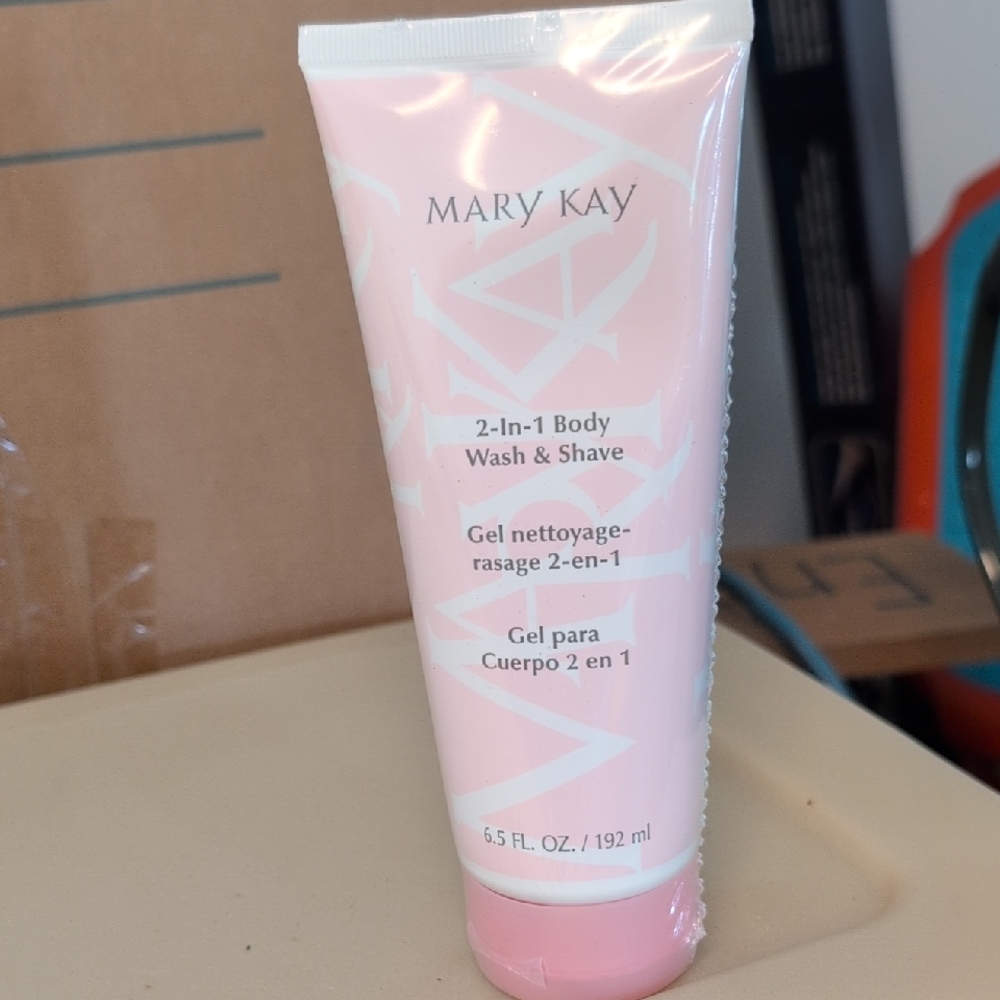 Mary Kay Soft Pink 2-in-1 Body Wash & Shave Gel